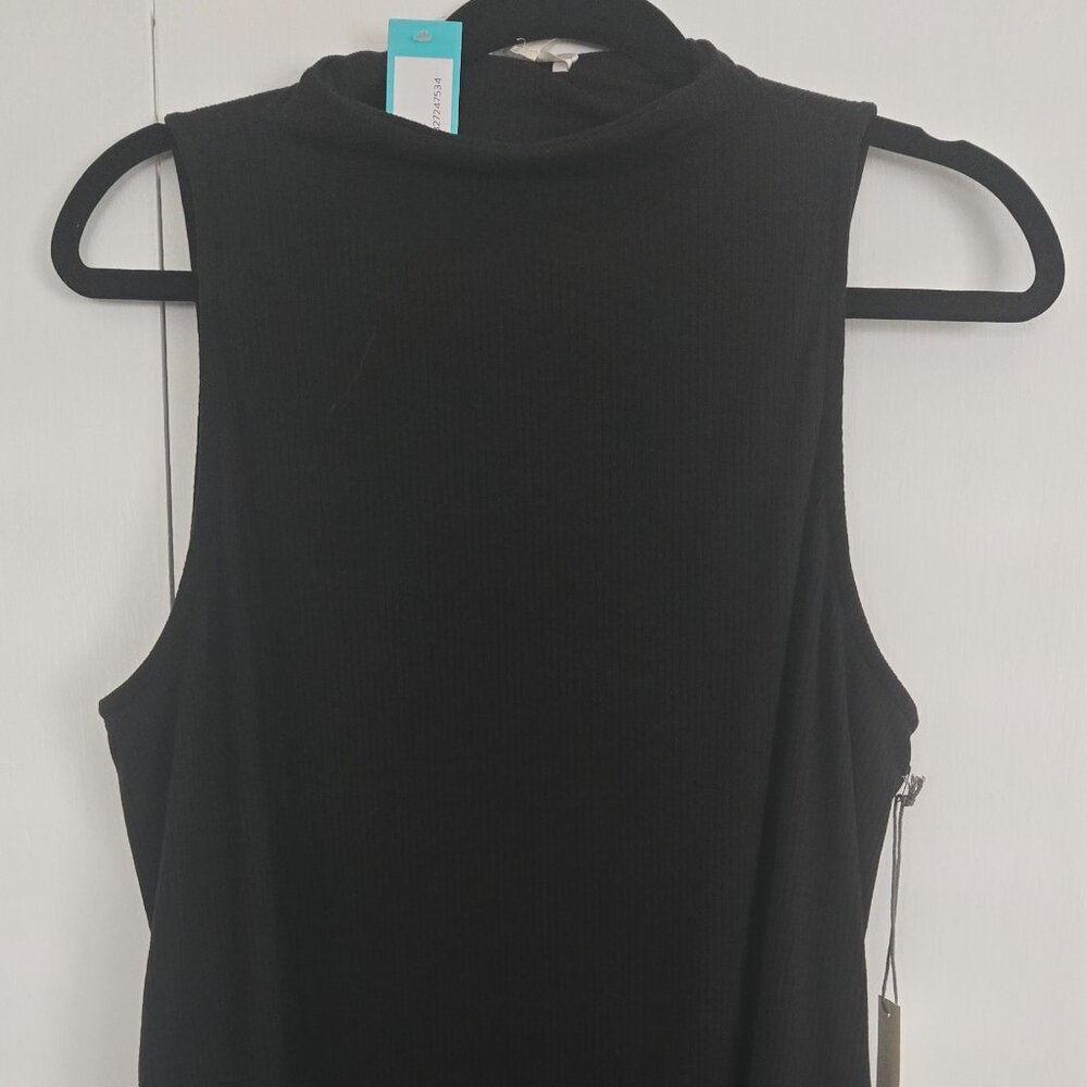 Neck dress